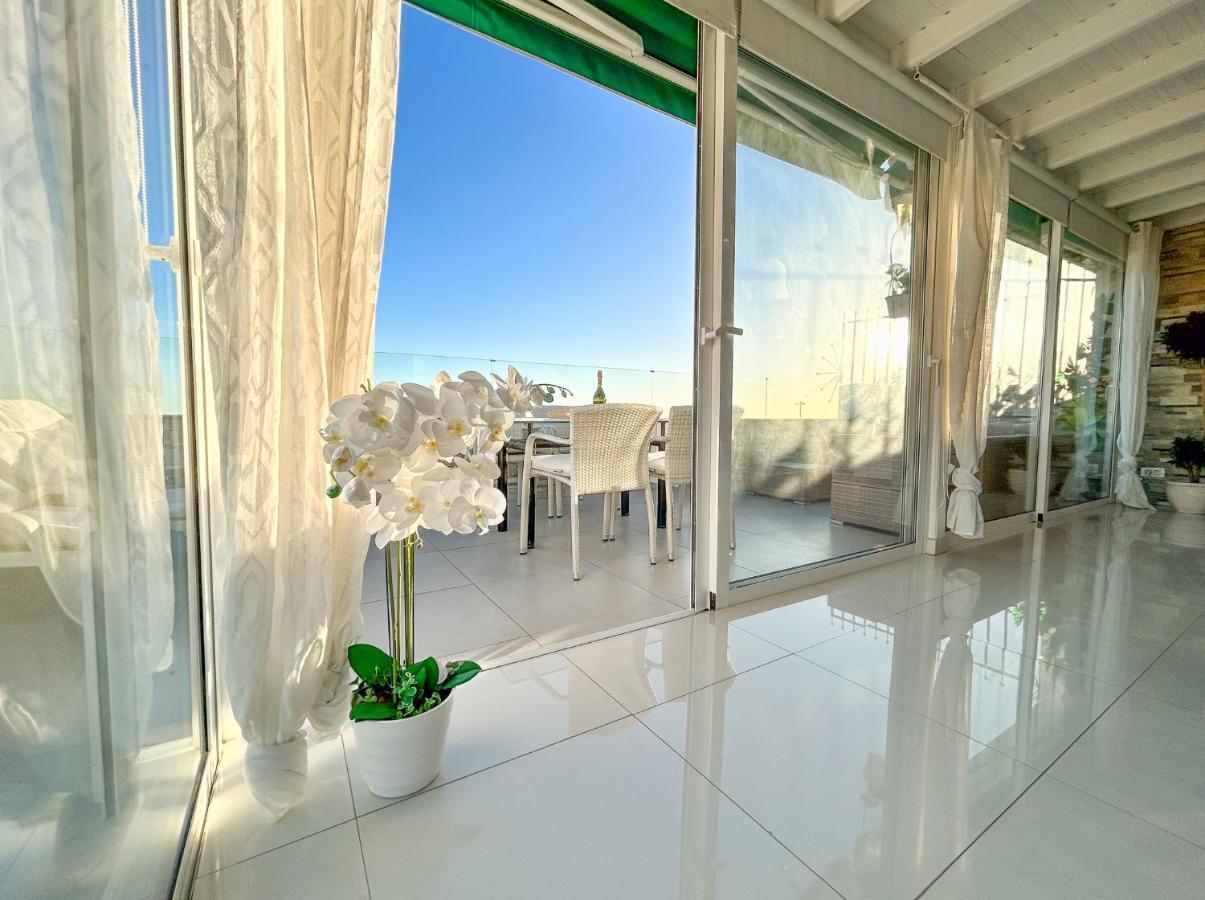 Penthouse Of Views Los Cristianos Los Cristianos  Buitenkant foto